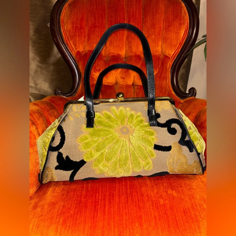 Glenda Gies Vintage Green Black Lime  Hand Bag Gold hardware & leather strap - Picture 12 of 14